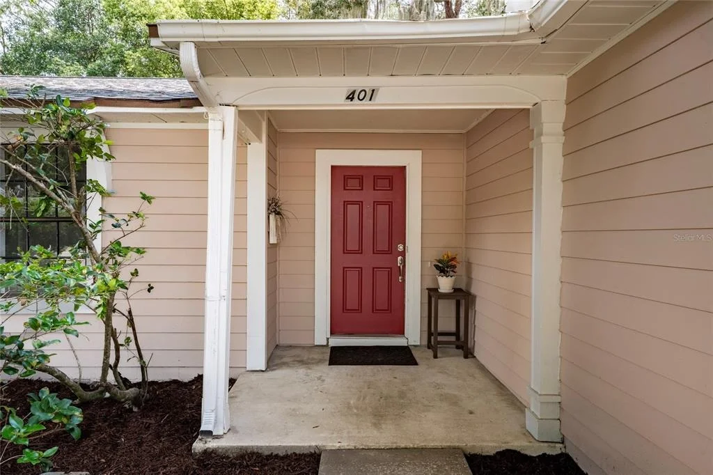 Photo of 401 HAGER DRIVE
