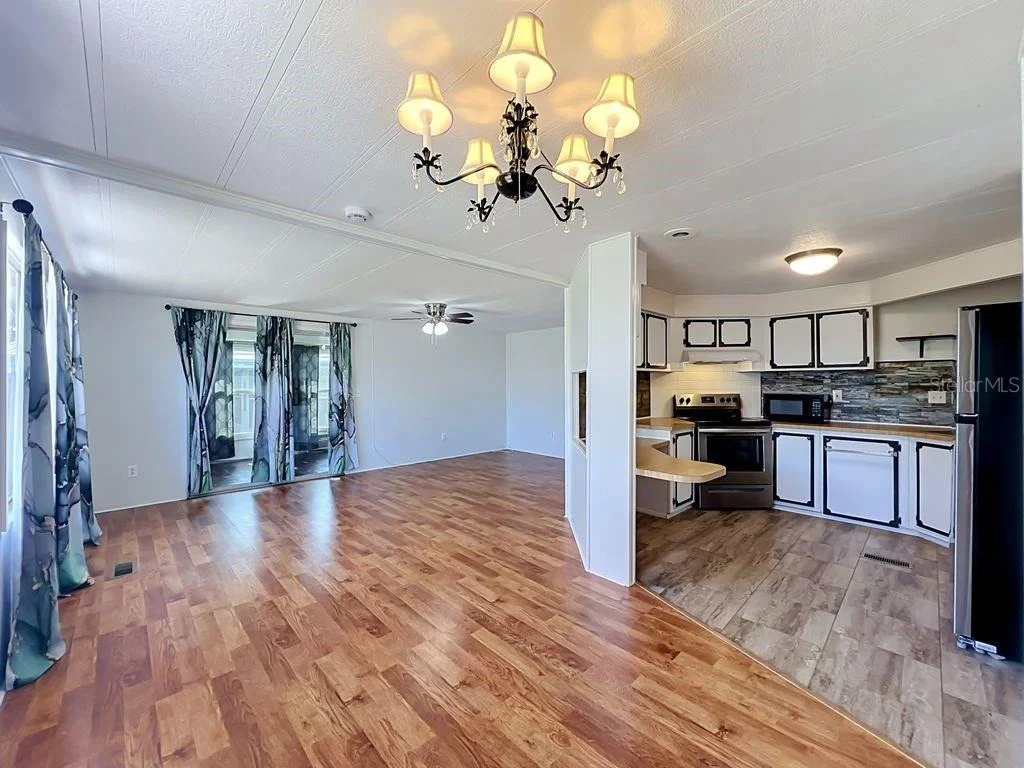 Photo of 1203 APACHE CIRCLE