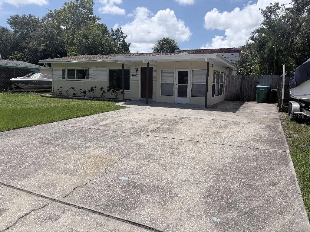 Photo of 2209 EUCLID CIRCLE S