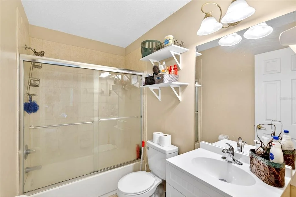 Photo of 2408 SE 23RD PLACE