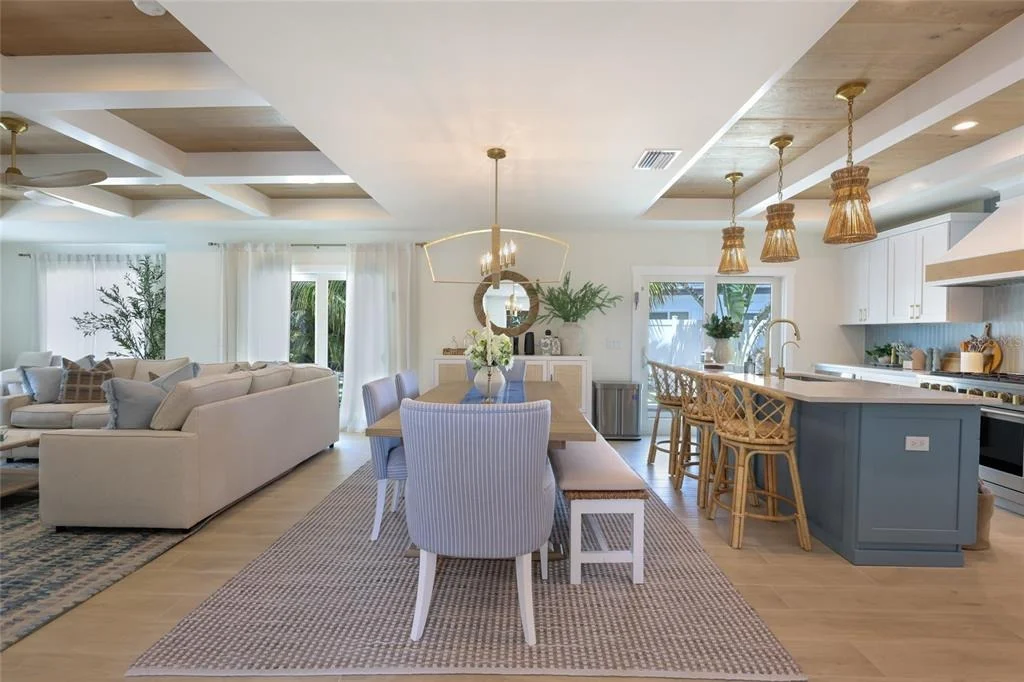 Photo of 6401 MARINA DRIVE