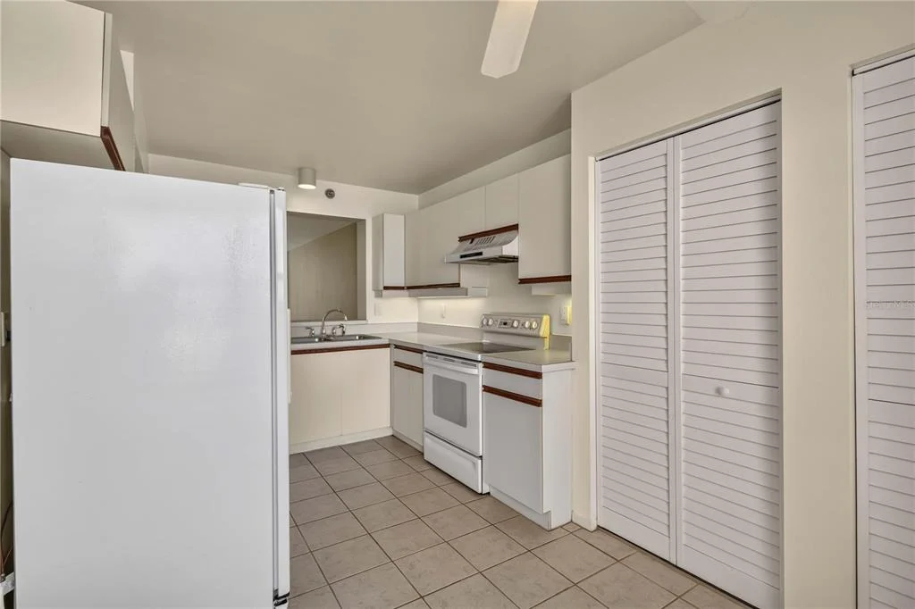 Photo of Unit 605 at 4550 PINEBROOK CIRCLE
