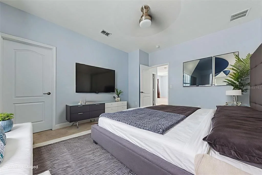 Photo of 281 ANCONA AVENUE
