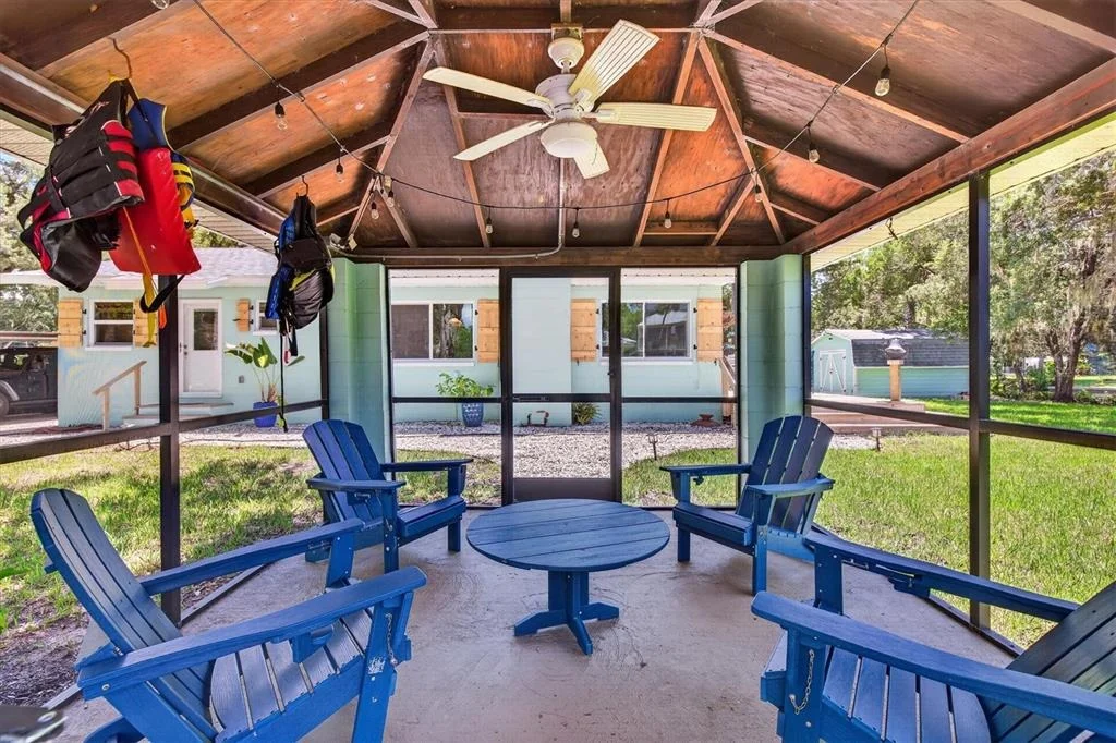 Photo of 6086 ISLAND DRIVE