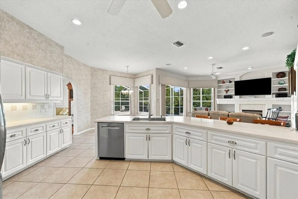 Photo of 8405 MAYBELLE DRIVE