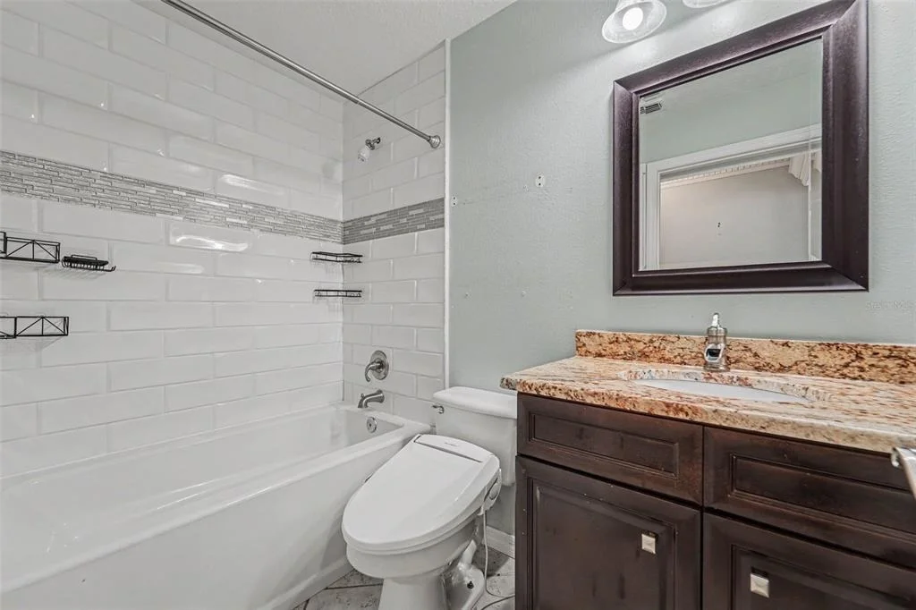 Photo of 817 LAKE DOE BOULEVARD
