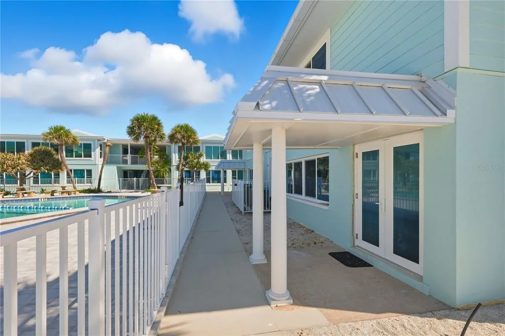 Photo of Unit 5C at 320 GULF BOULEVARD