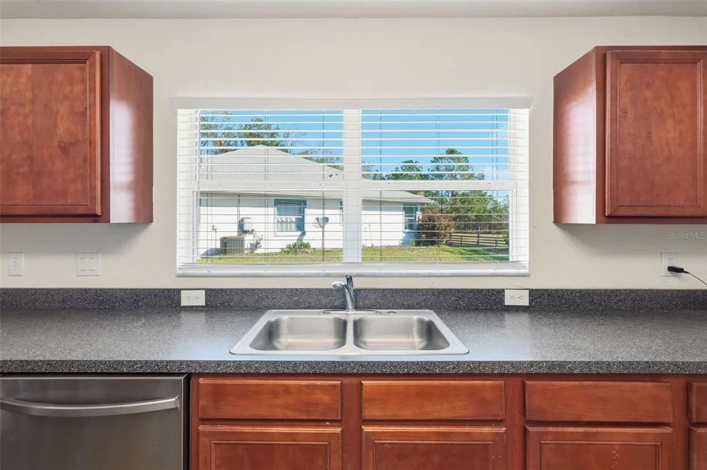Photo of 42 SUNRISE DRIVE