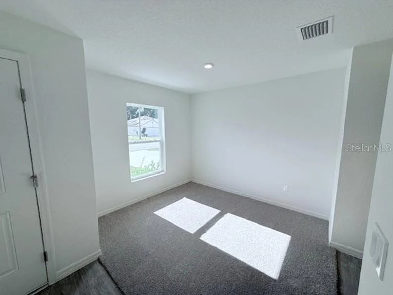 Photo of 25 ROUND THORN DRIVE