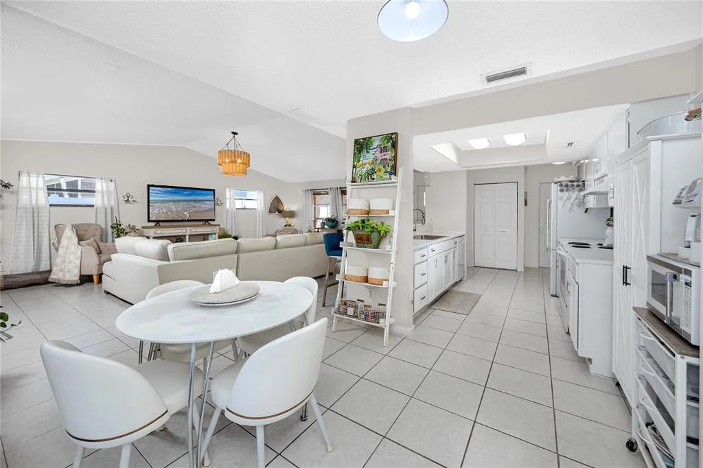 Photo of 14803 SUNSET DRIVE