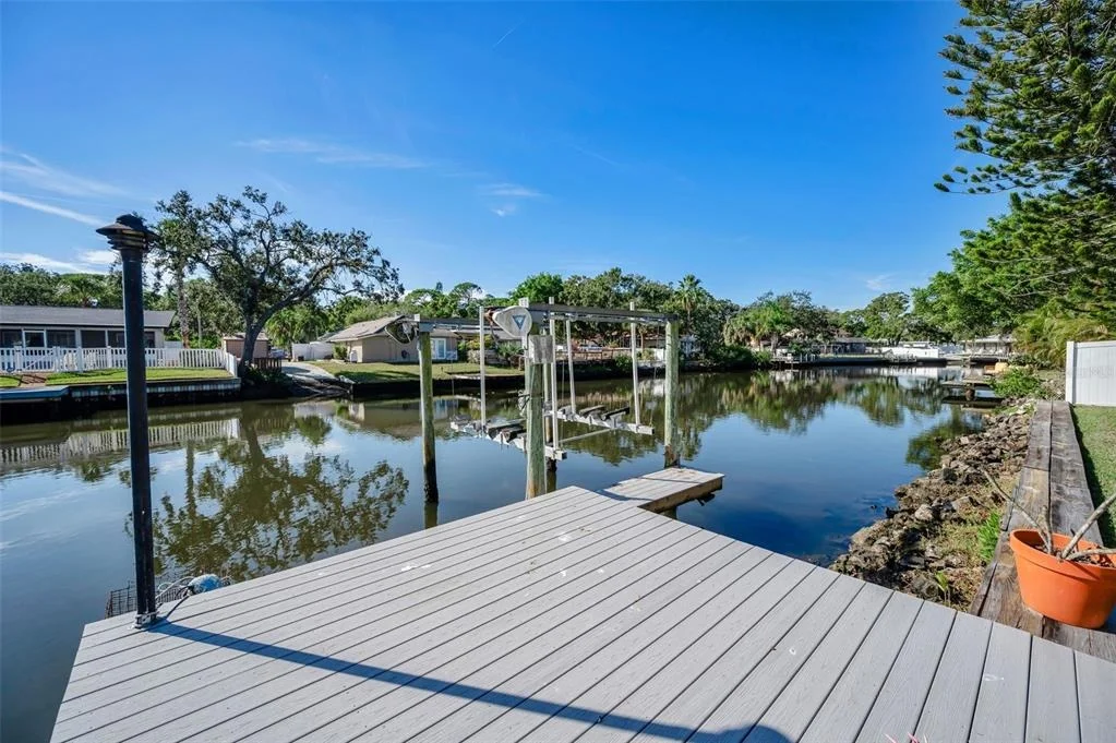 Photo of 2391 ROBERTA LANE