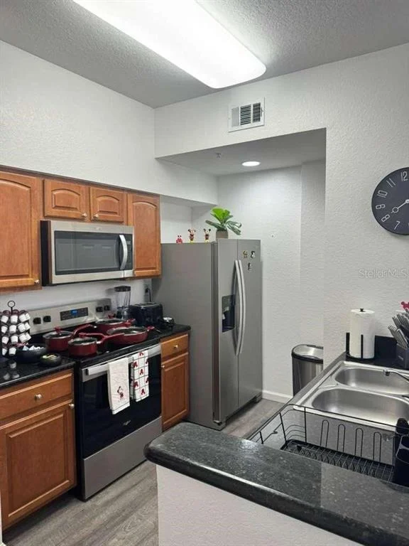 Photo of 8100 BOULEVARD