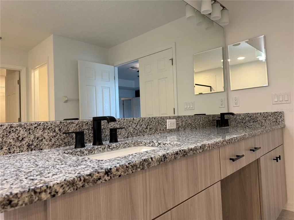 Photo of 33263 SYCAMORE LEAF DRIVE