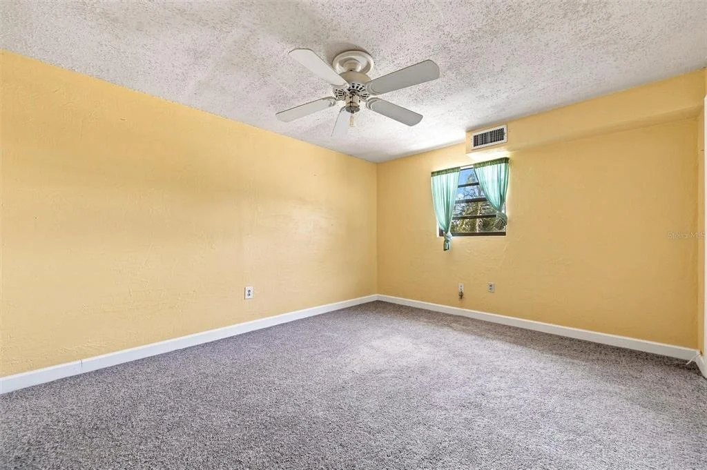 Photo of 352 LAKE ROAD
