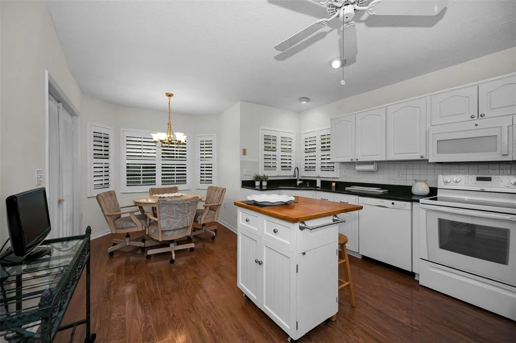 Photo of 900 LUCAS LANE