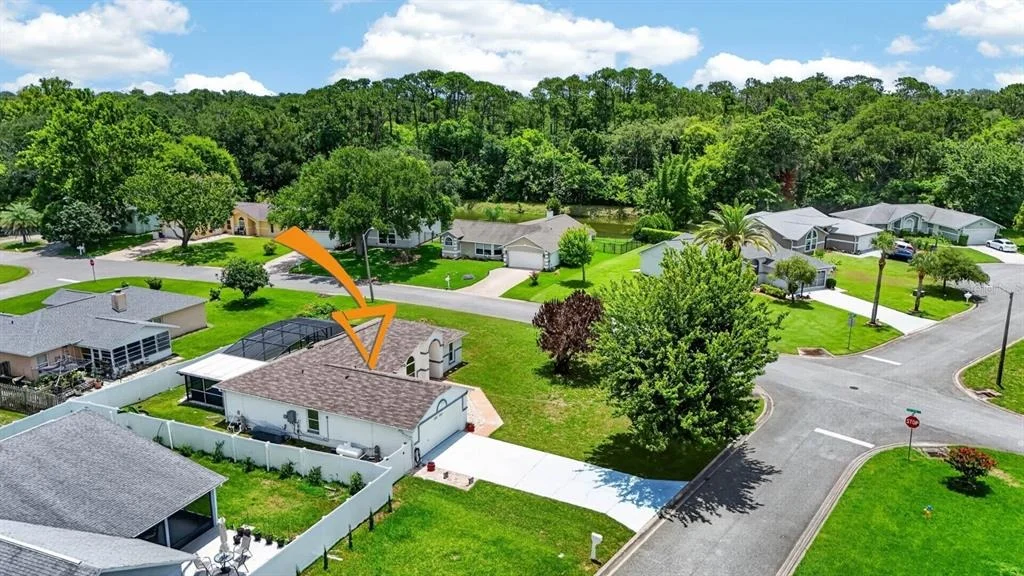 Photo of 20 LAKE MEADOW WAY