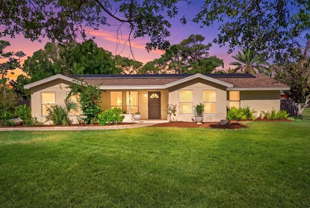 Photo of 5868 DENISON DRIVE