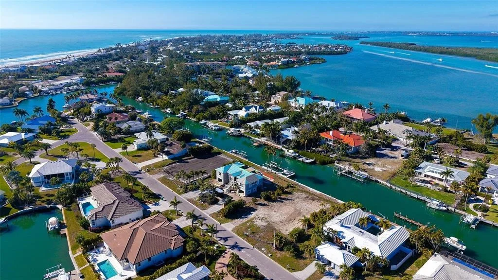 Photo of 721 EMERALD HARBOR DRIVE