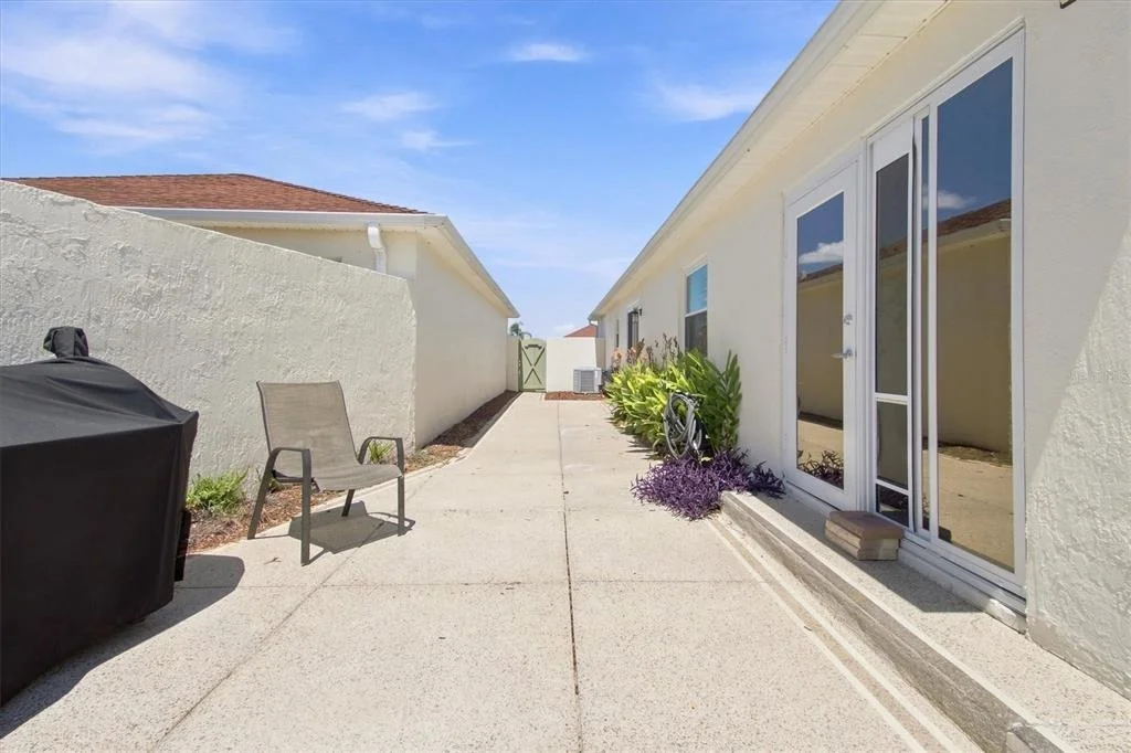 Photo of 1339 LAJOLLA CIRCLE