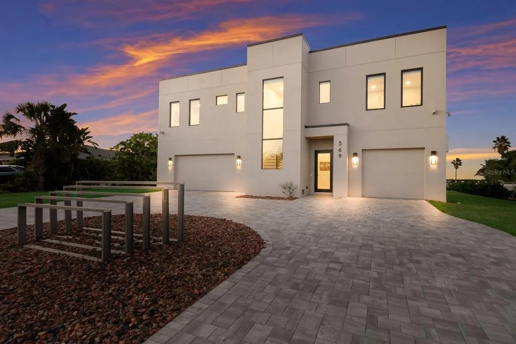 Photo of 569 ROUNTREE DRIVE