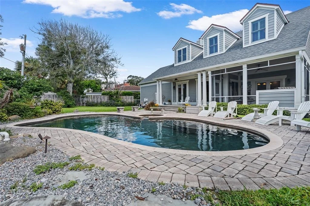 Photo of 2 HICKORY LANE