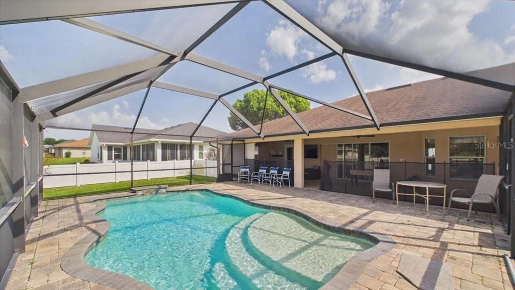 Photo of 315 LANCEOLATE DRIVE