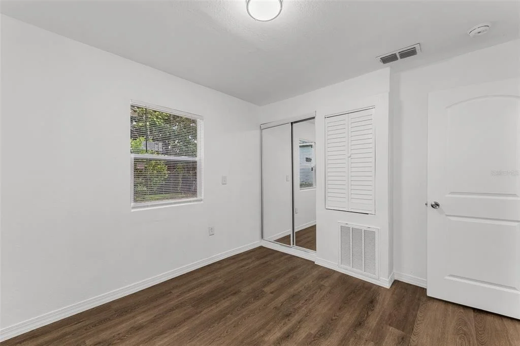 Photo of 825 BOOKER AVENUE