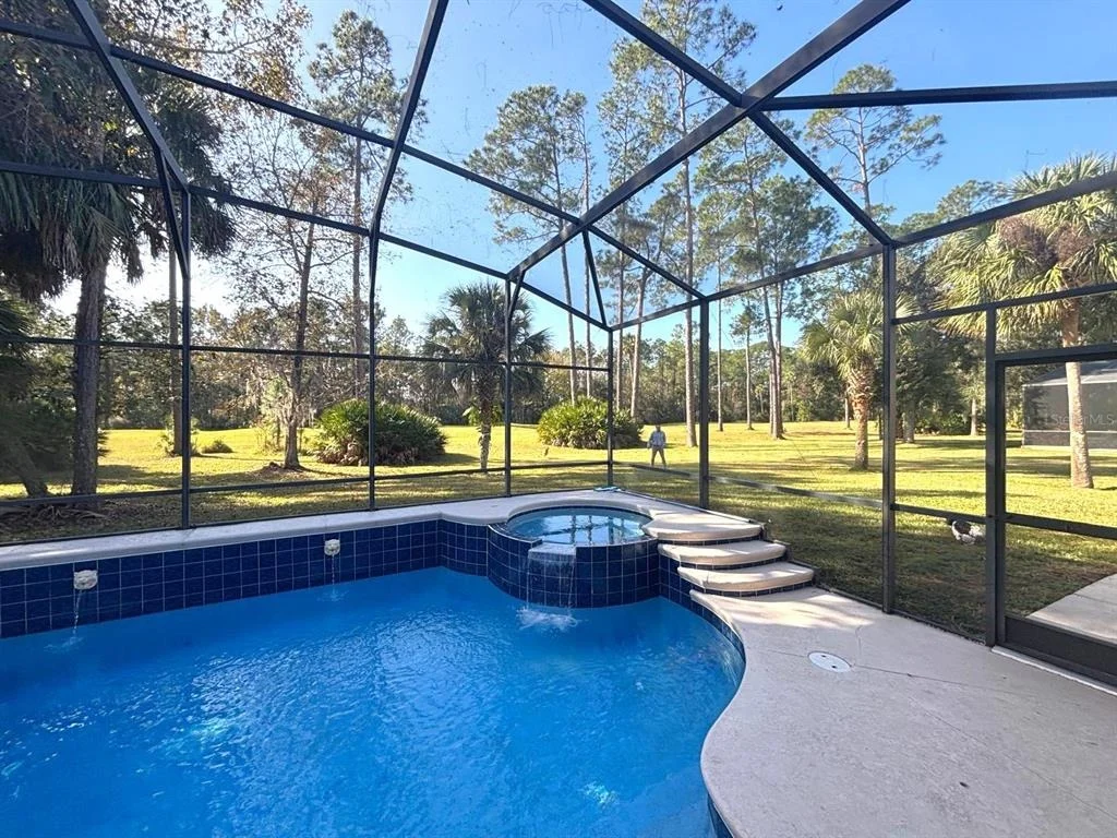 Photo of 1084 SHADOWMOSS CIRCLE