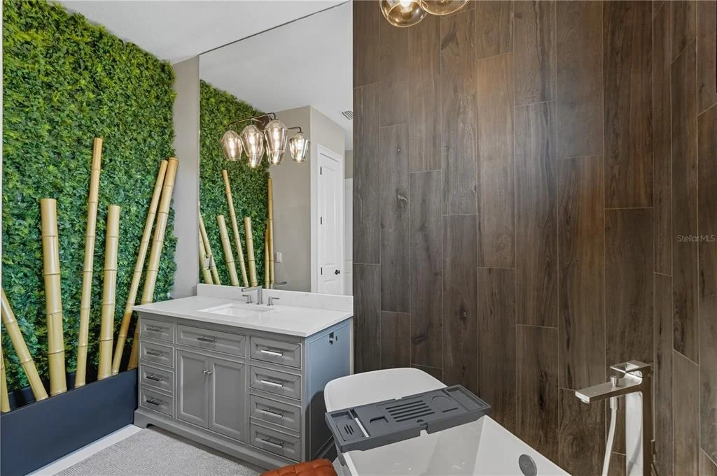 Photo of 355 OCEAN CREST DRIVE