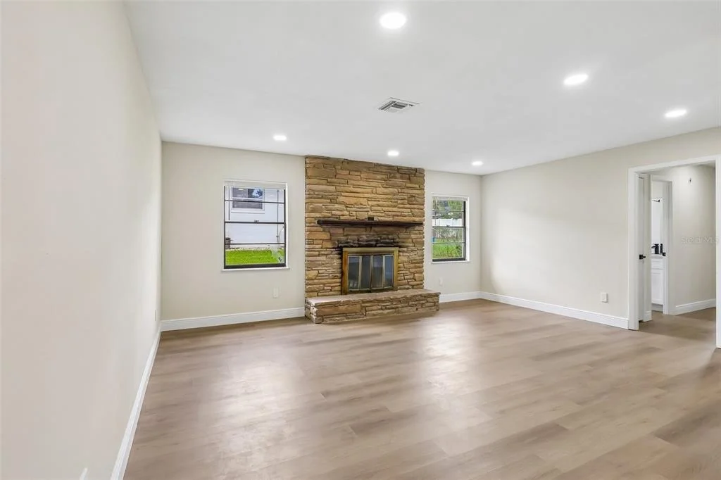 Photo of 612 RODNEY DRIVE