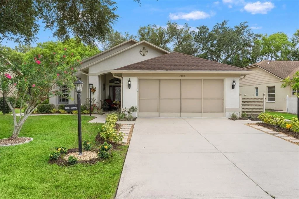 Photo of 7350 ROSEMONT LANE