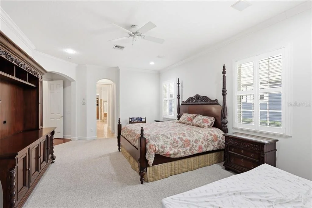 Photo of 6124 FOXFIELD COURT