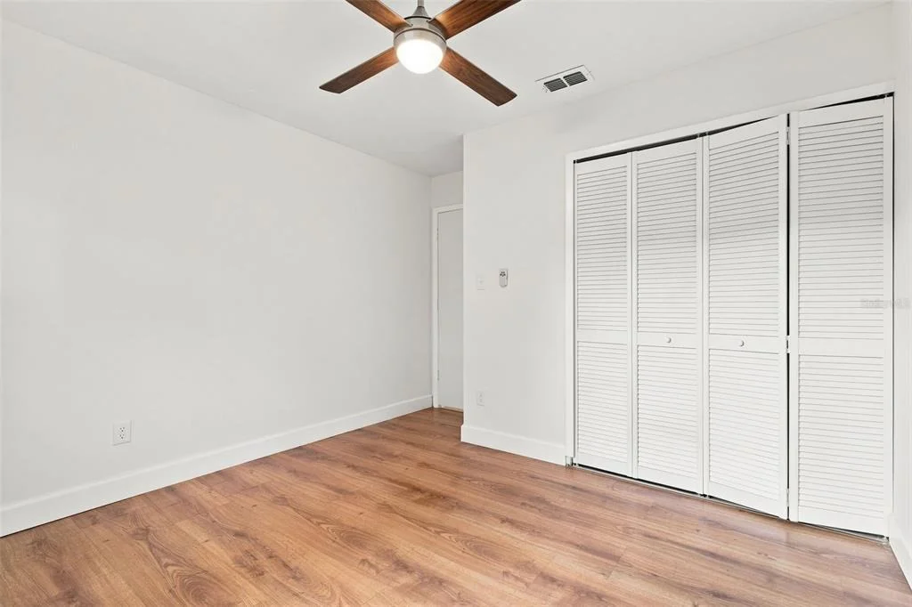 Photo of 723 OAK MANOR CIRCLE