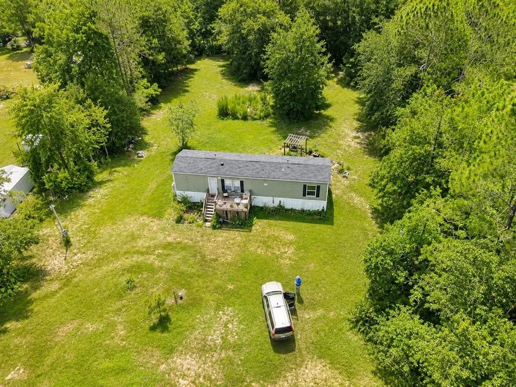 Photo of 2221 DAFFODIL AVENUE