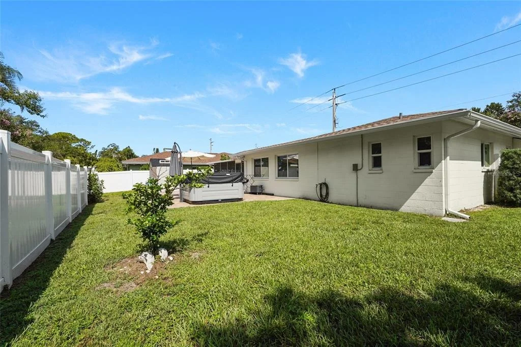 Photo of 3274 SAVAGE ROAD