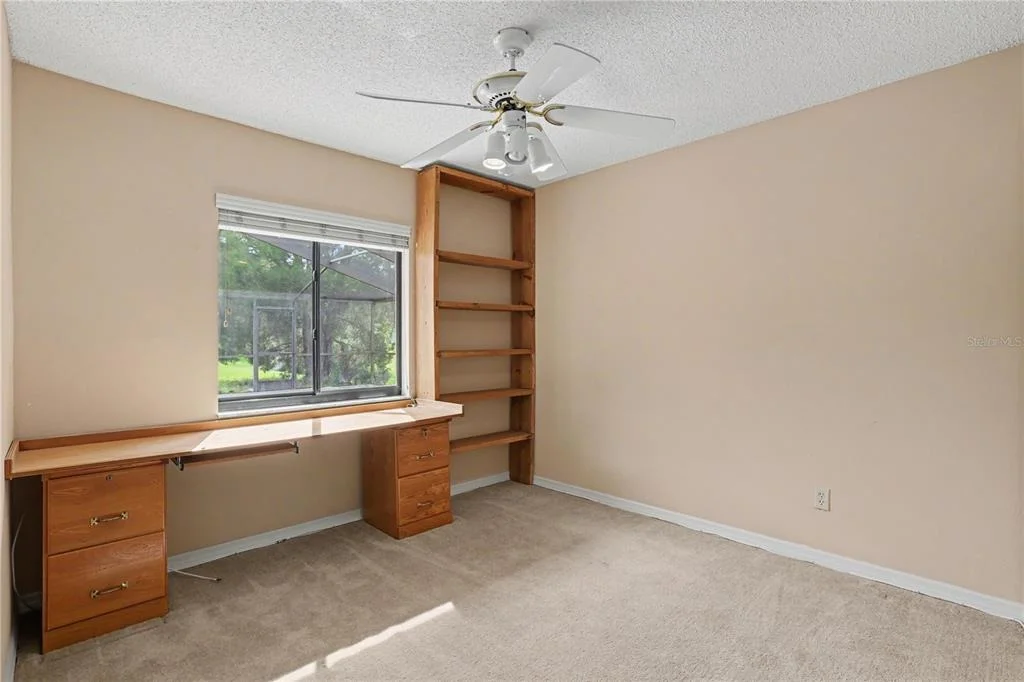 Photo of 1703 PADDOCK DRIVE