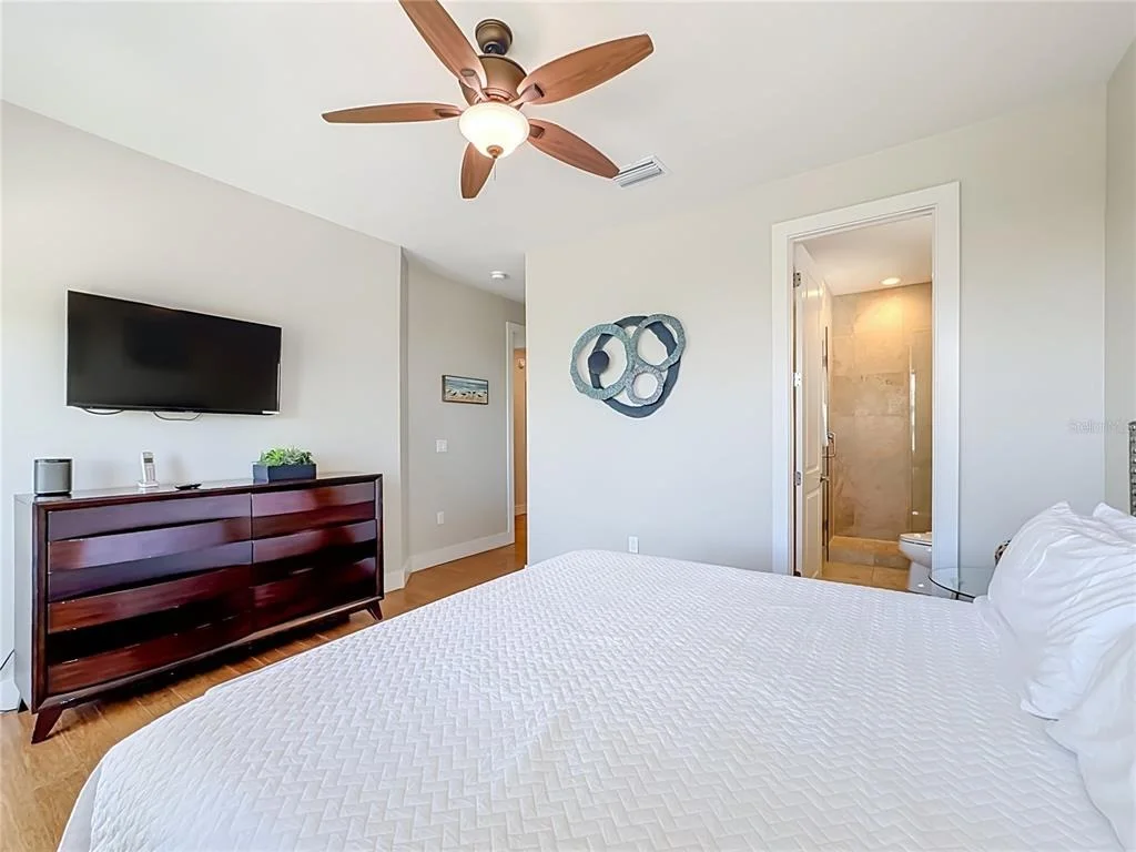 Photo of 403 42ND STREET