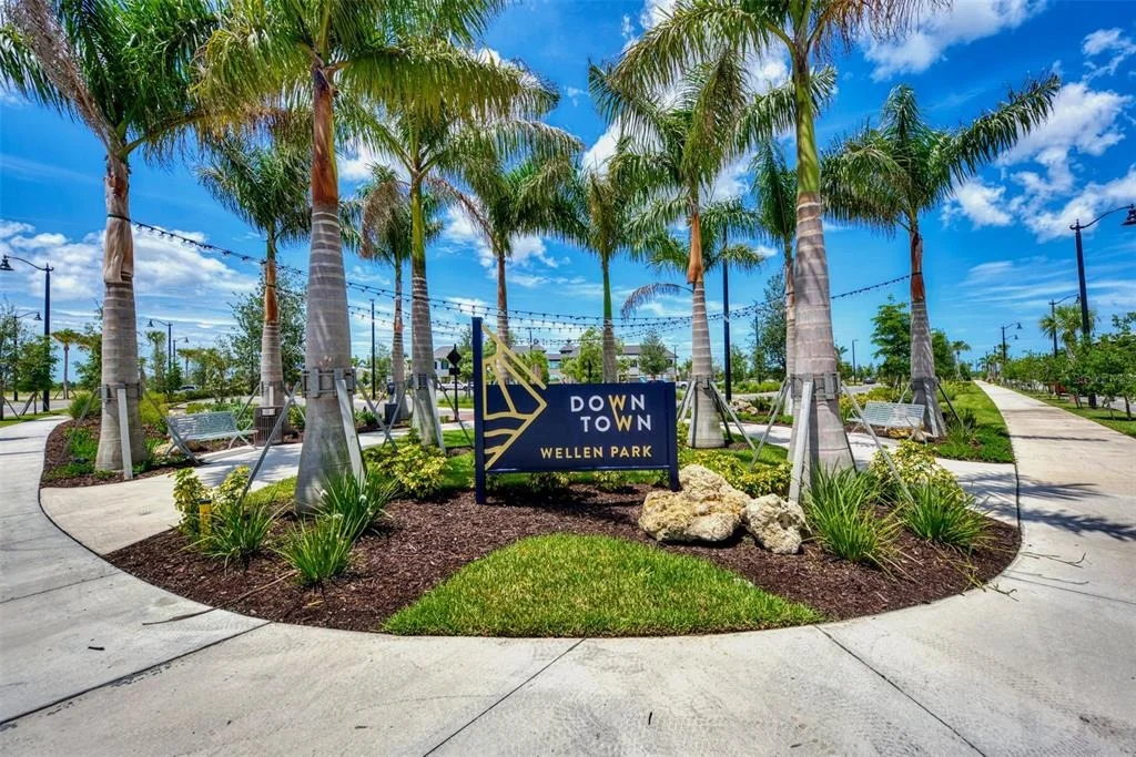 Photo of 565 PARK ESTATES SQUARE