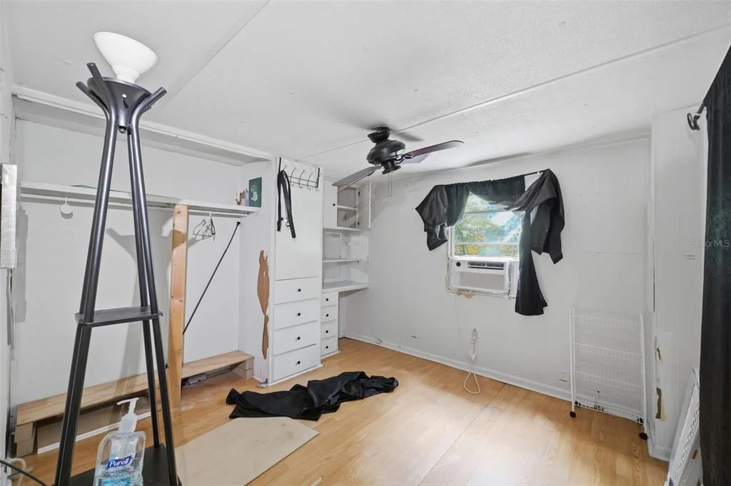 Photo of 35012 GLOSSON CIRCLE