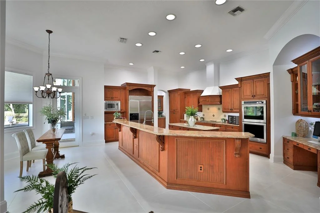 Photo of 7387 SE 12TH CIRCLE