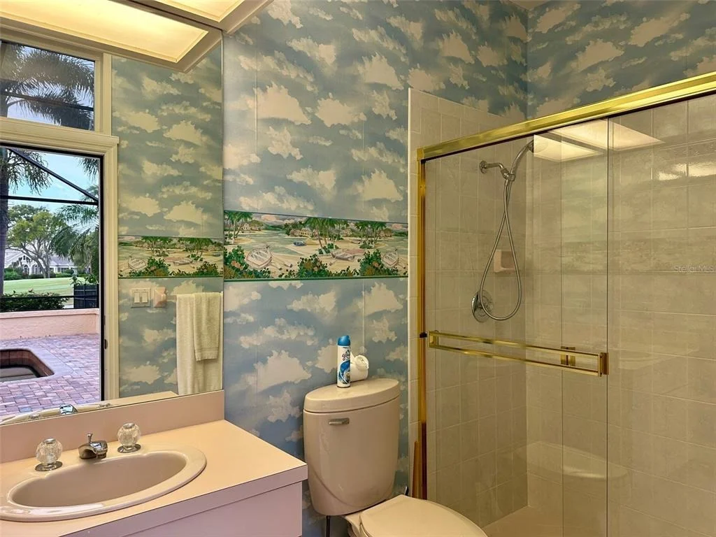 Photo of 909 MACEWEN DRIVE