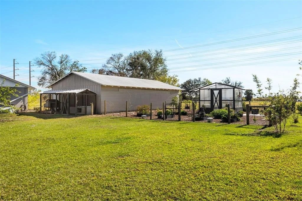 Photo of 2222 SE MCCLELLAND DRIVE