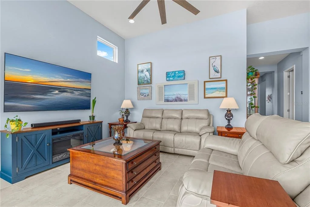Photo of 268 MOSAIC BOULEVARD