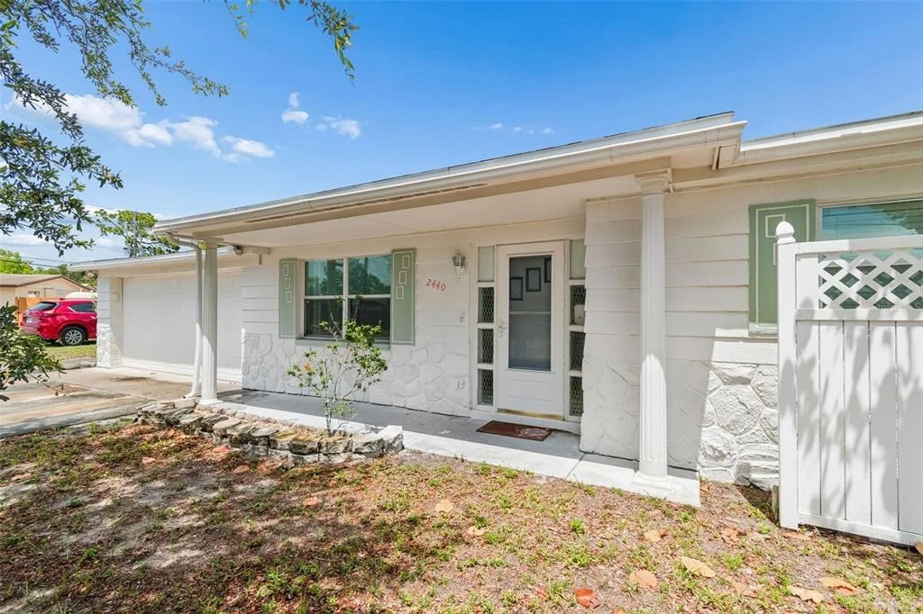 Photo of 2440 ARCADIA ROAD