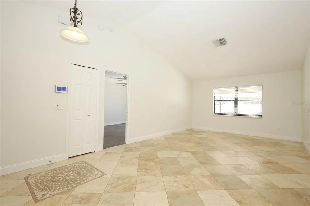 Photo of 9110 PALM TREE DRIVE