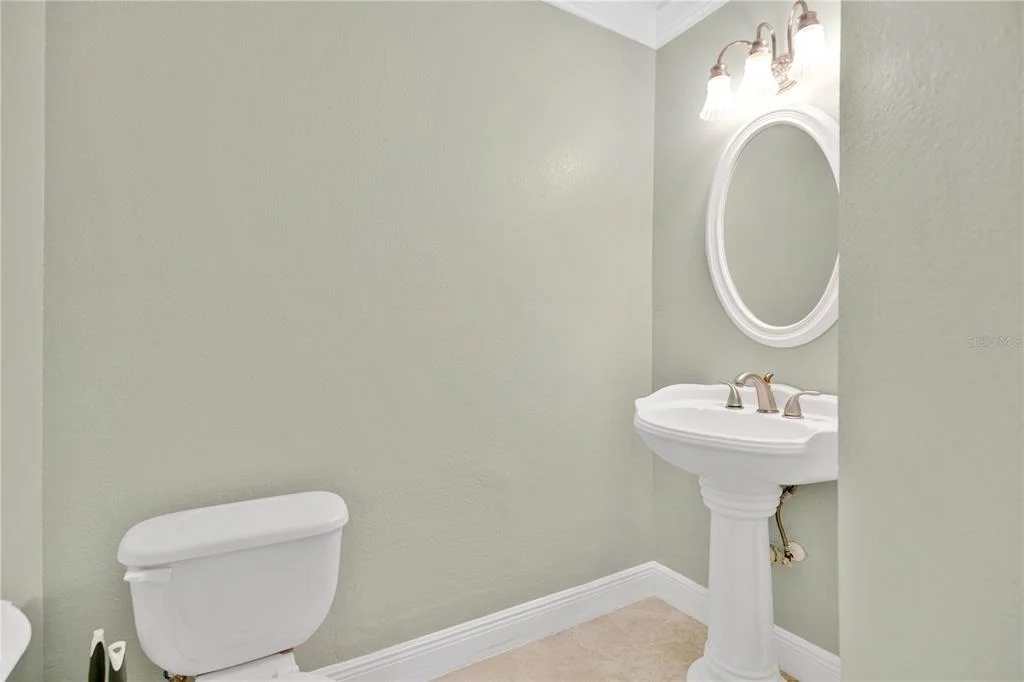 Photo of 682 ASCOT CIRCLE