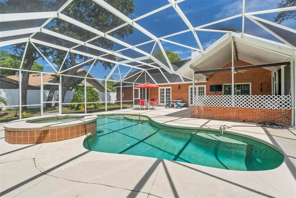 Photo of 27 WINDING CREEK WAY