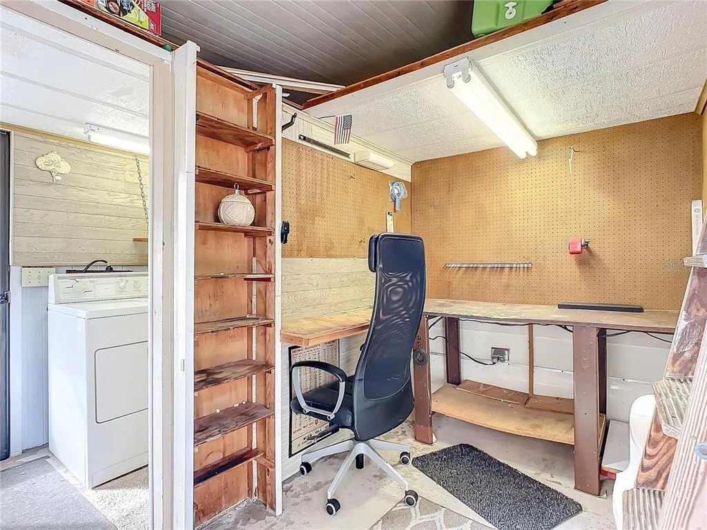 Photo of 807 SWALLOW LANE