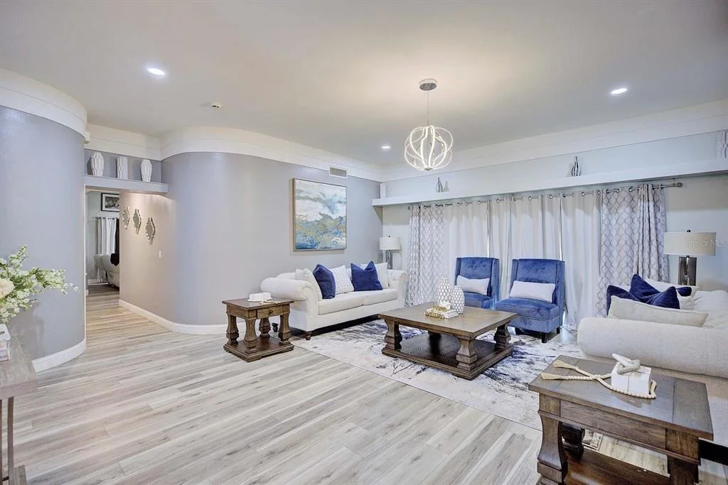 Photo of 2307 FAIRWAY LANE