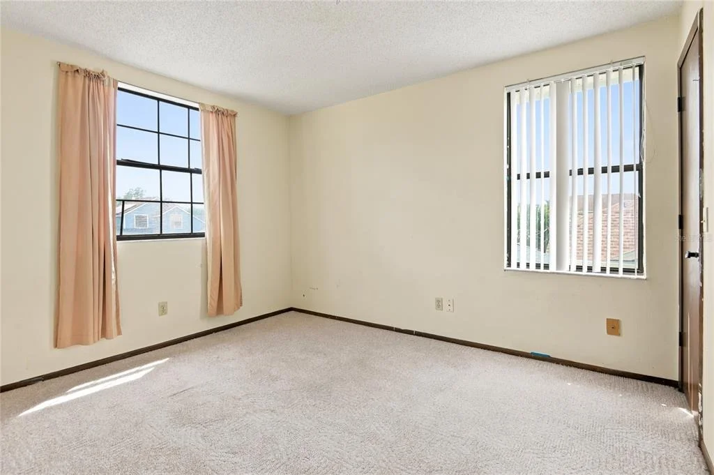 Photo of 1469 MONA DRIVE